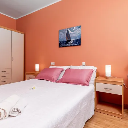 With A Parking Space - 22972 Apartment
